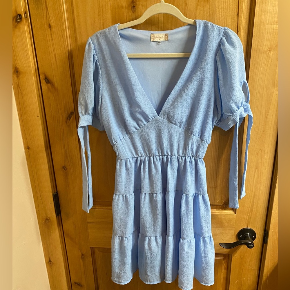 Altard State M Light Blue V-Neck Dress with Tie Sleeves